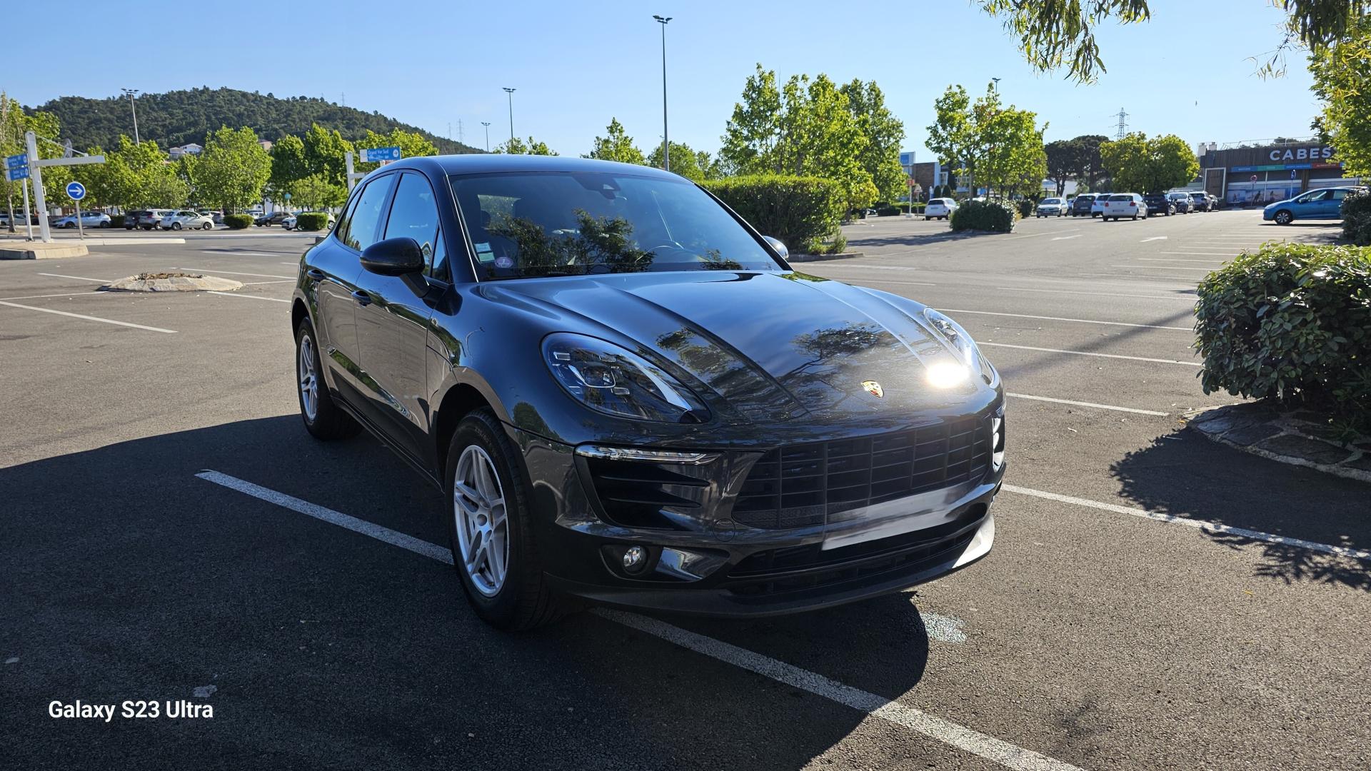 Porsche Macan (Porsche Macan)