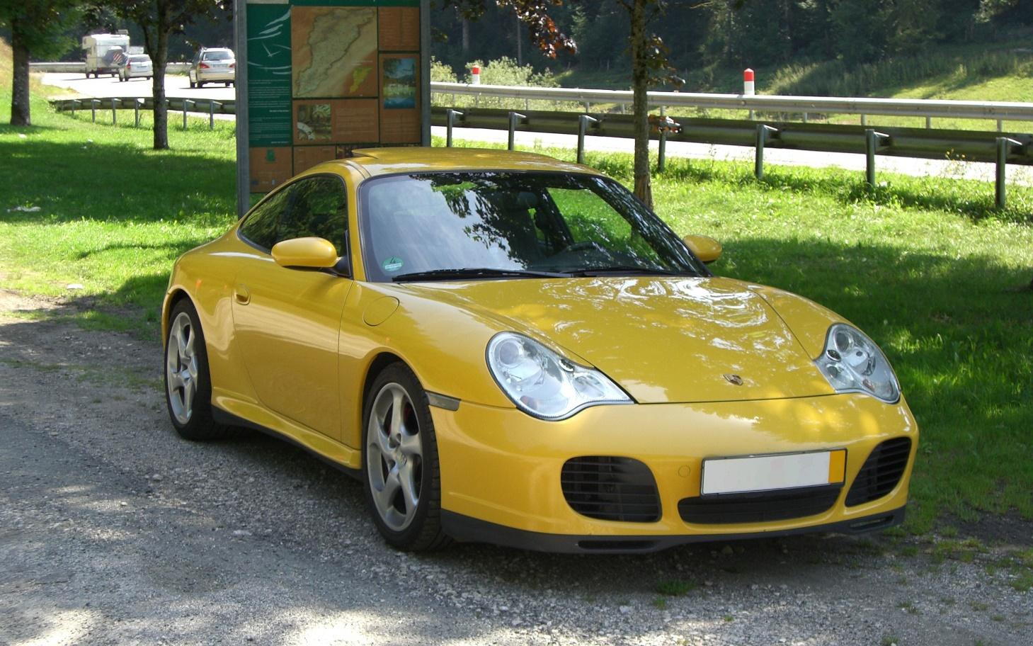 Votre Porsche, votre histoire : Porsche 996 Carrera 4S Jaune Vitesse