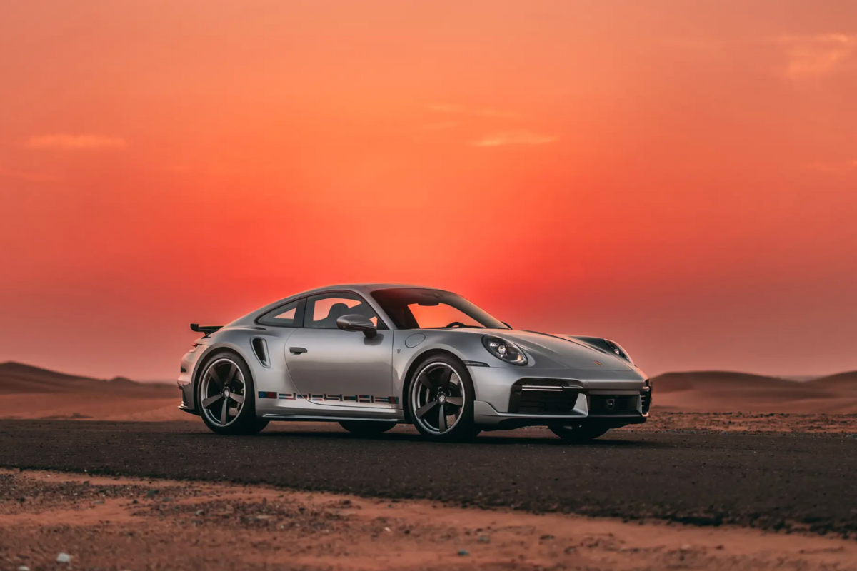 Porsche 911 (992) Turbo Sonderwunsch : une création unique vendue aux enchères