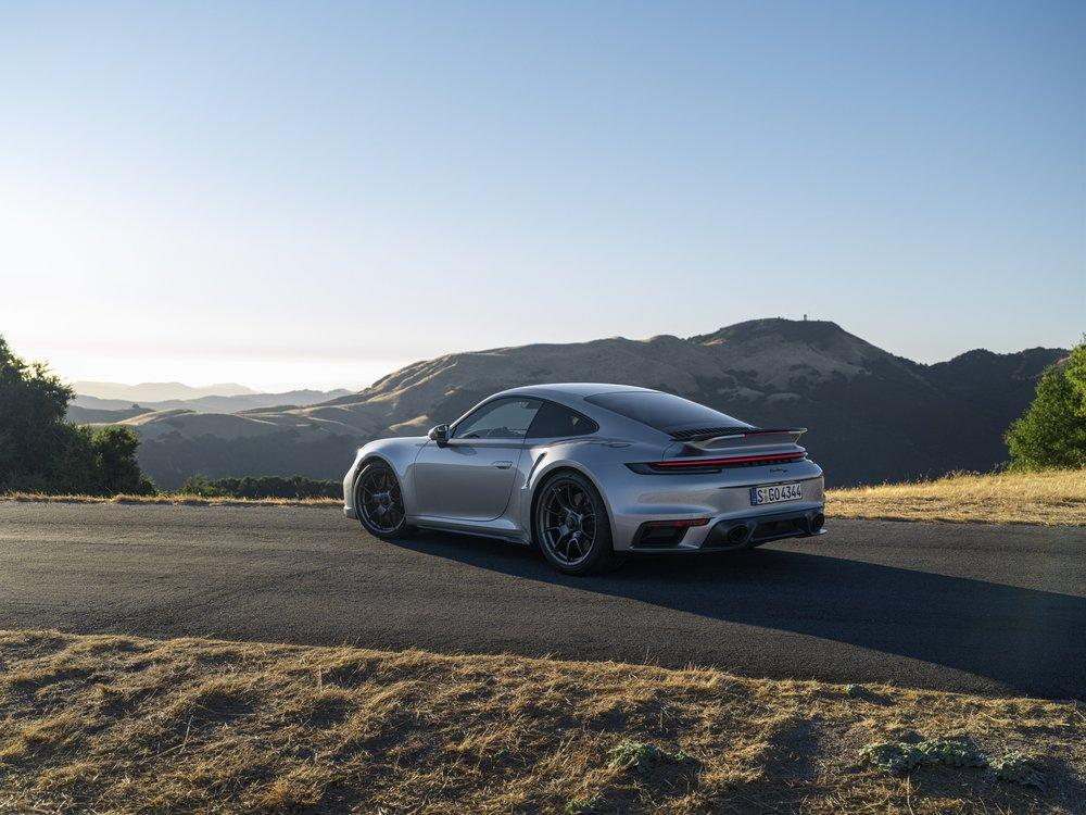 Porsche 911 turbo 50 anniversaire 3