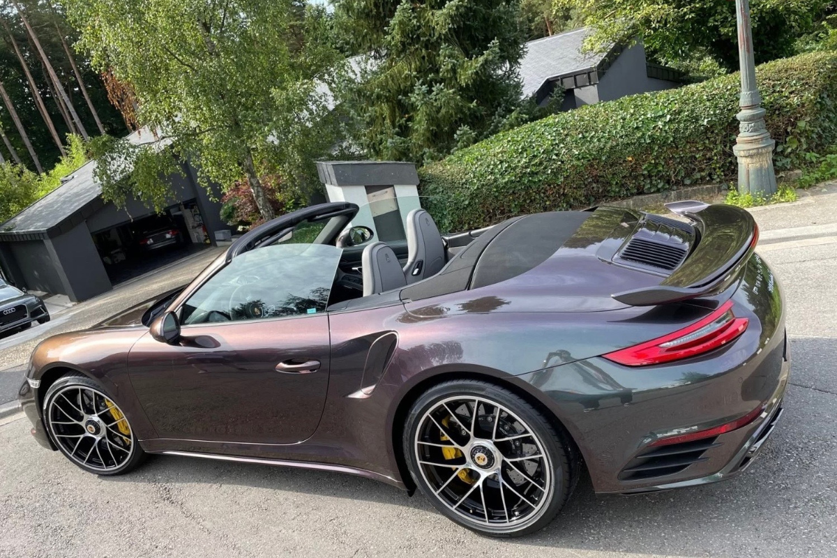 Porsche 991 turbo s cabriolet carbone chromatic 2