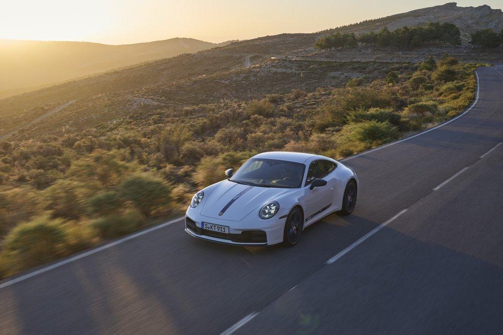 Porsche 992 carrera t phase 2 coupe