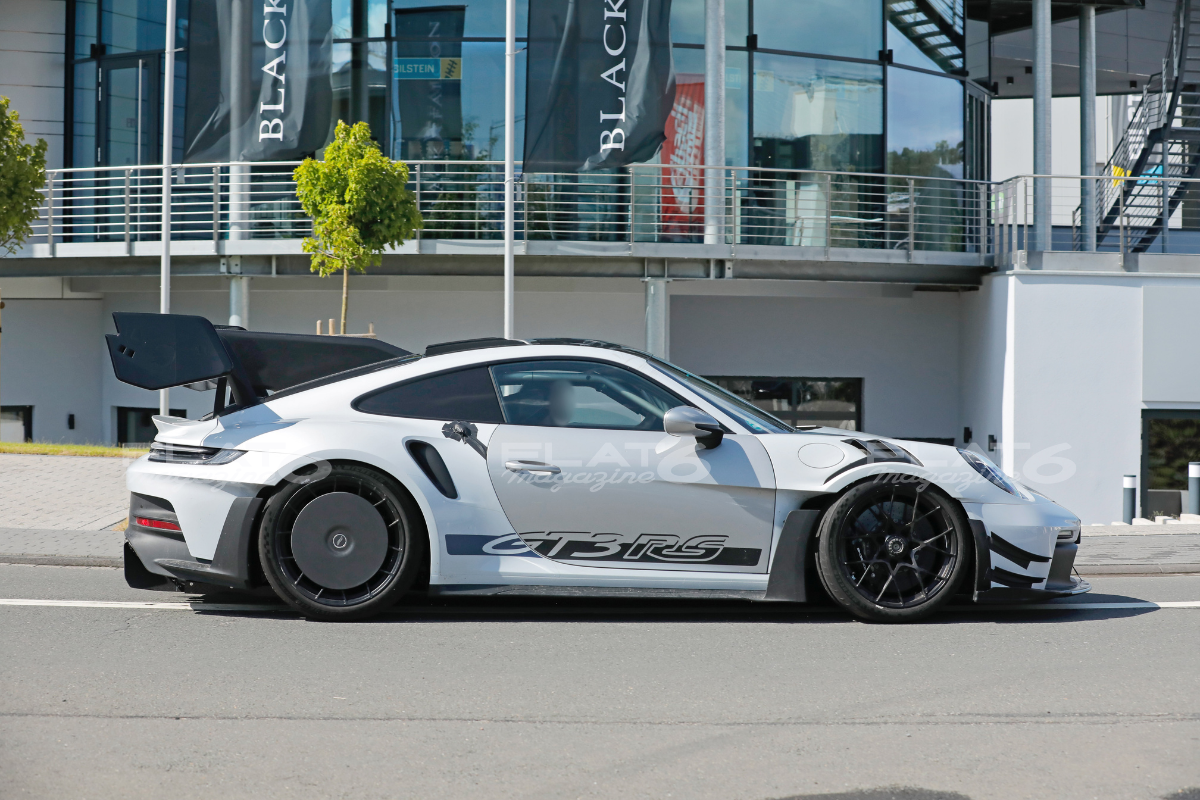 Porsche 992 gt3 rs manthey racing sans camouflage 3