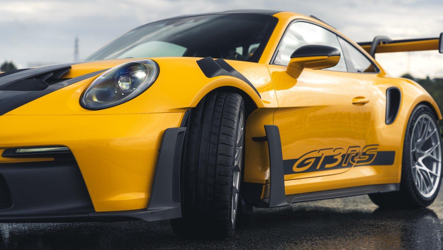 Porsche 992 gt3 rs michelin pilot sport s 5