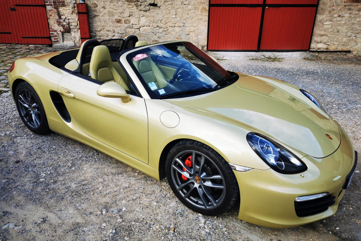 Porsche boxster 981 lime gold metallic