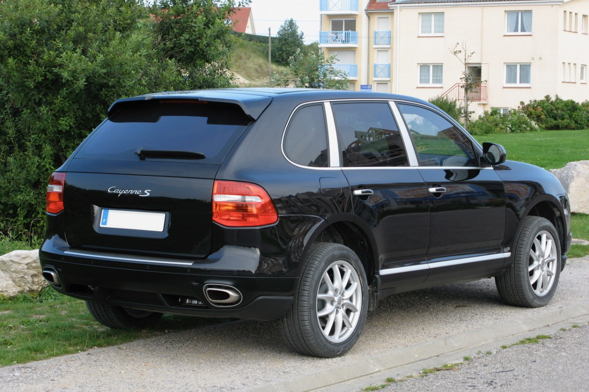 Porsche cayenne s arriere